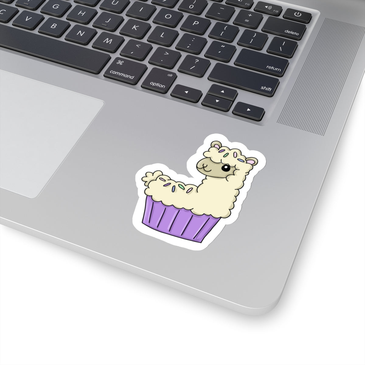 Vanilla Llama Cake Kiss-Cut Sticker